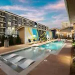 Popular Downtown Atlanta Condo With Free Gated Parking